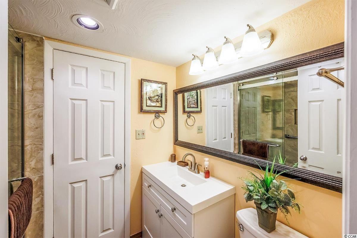Spacious Ocean View Suite With Beautiful Updates! - Ocean Dunes Tower 2 Unit 6121 - Sleeps 6 Guests! Myrtle Beach Eksteriør billede